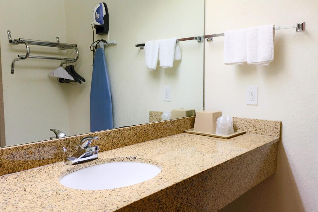 The Symphony Inn & Suites Houston Pokój zdjęcie